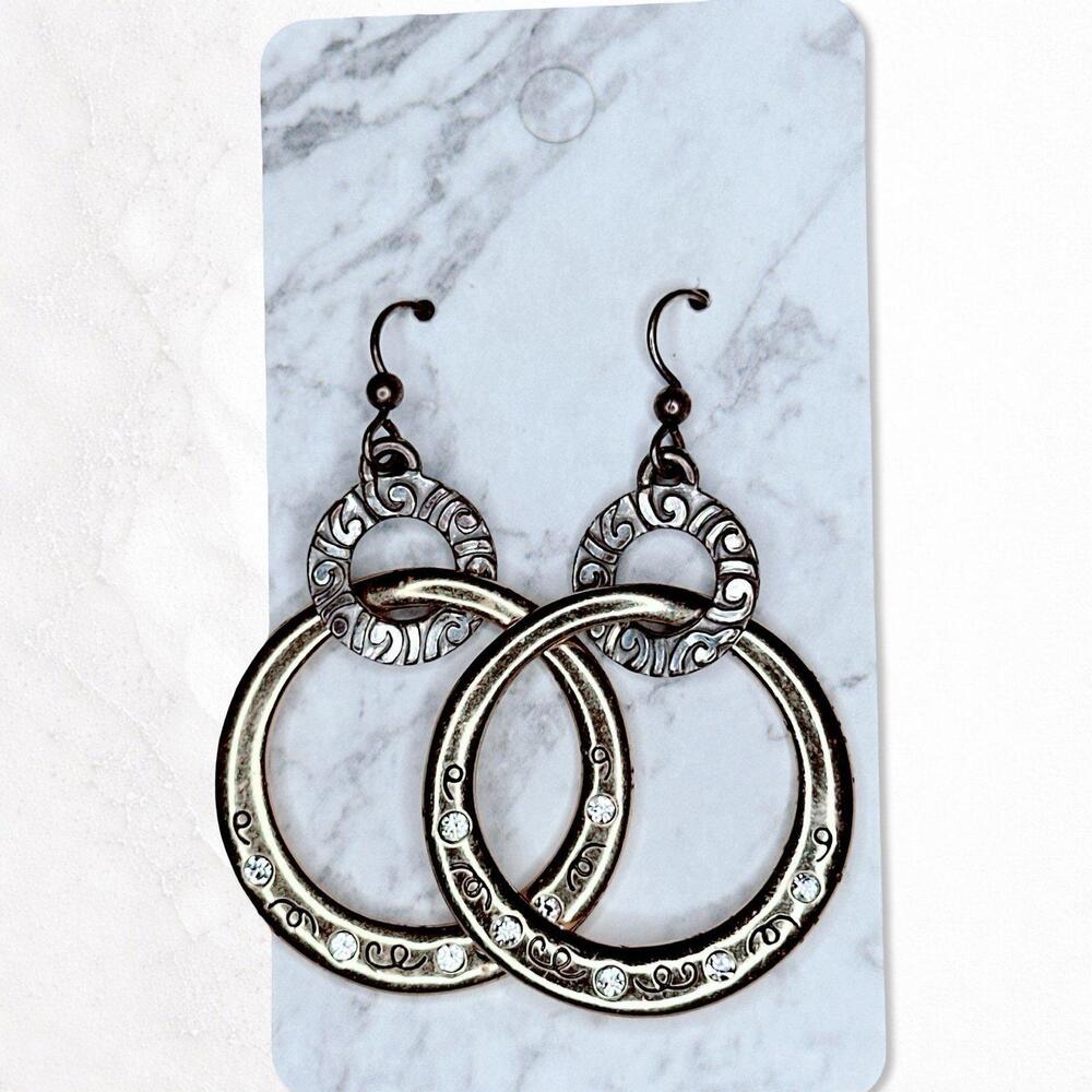 7214. Goldtone Silvertone Earrings Bling